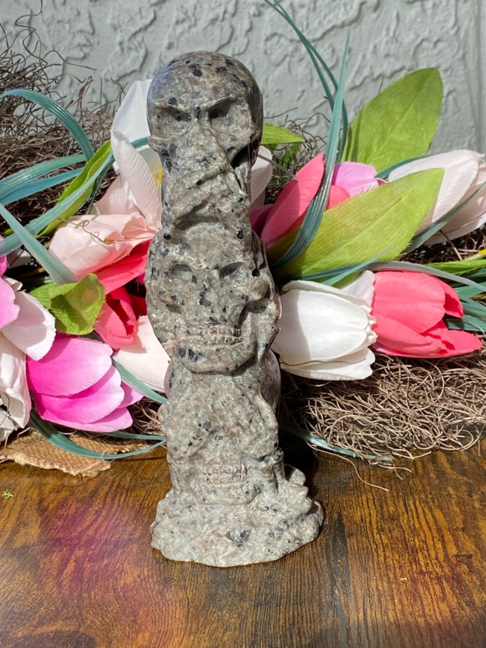 Yooperlite Triple Skull Carving